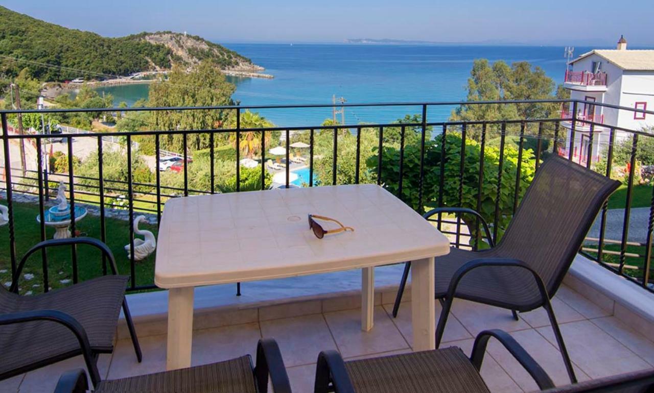 Alexios Apartments Perdhika Exteriör bild